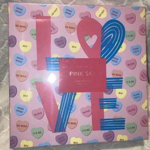 Pink Sky Love Hearts 20”x20” puzzle  500 Pieces New Factory Sealed New